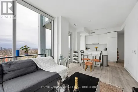 7 Golden Lion Heights Toronto (newtonbrook East) ON M2M 0C1