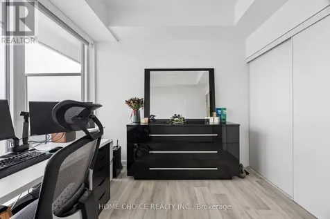 7 Golden Lion Heights Toronto (newtonbrook East) ON M2M 0C1