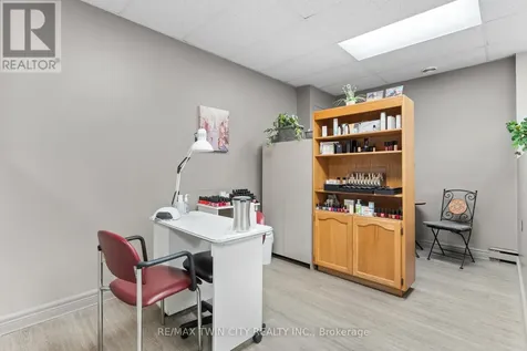 10 Glebe Street East Cambridge ON N1S 2P1