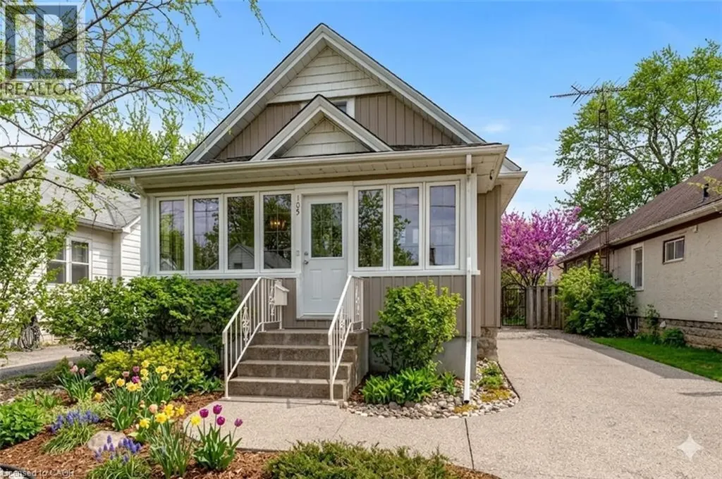 105 Highland Avenue St. Catharines ON L2R 4H9