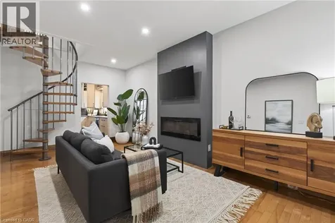105 Highland Avenue St. Catharines ON L2R 4H9
