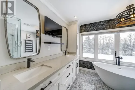 3433 Mount Albert Road East Gwillimbury ON L0G 1V0