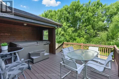 115 Pioneer Lane Blue Mountains ON L9Y 0M6