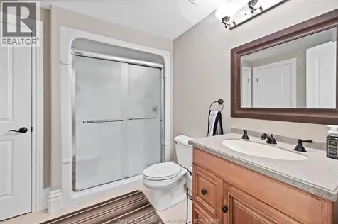 1265 Maple Lasalle ON N9J 3Y6