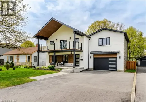 37 Barnes Avenue Brantford ON N3R 4Y9