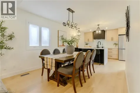 37 Barnes Avenue Brantford ON N3R 4Y9