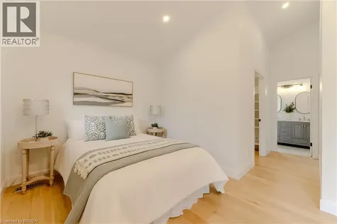 37 Barnes Avenue Brantford ON N3R 4Y9