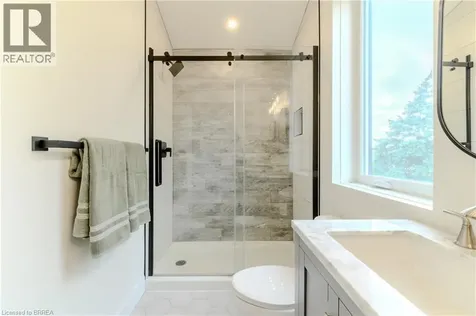 37 Barnes Avenue Brantford ON N3R 4Y9
