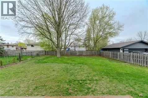 37 Barnes Avenue Brantford ON N3R 4Y9