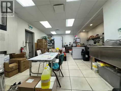 1050 Paramount Drive Stoney Creek ON L8J 1P8