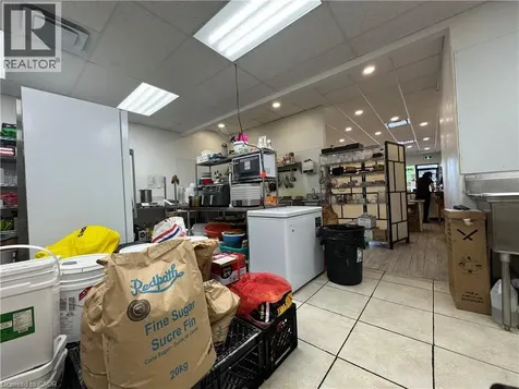 1050 Paramount Drive Stoney Creek ON L8J 1P8