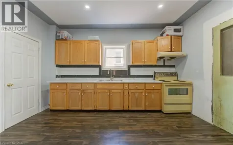 138 Courtland Avenue East Kitchener ON N2G 2V1