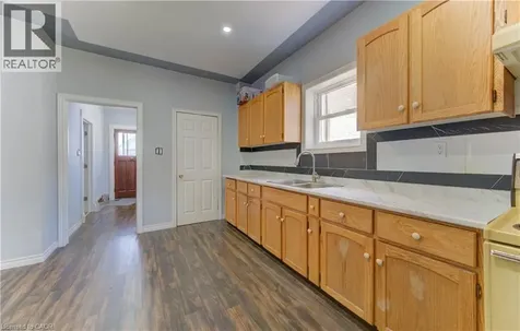 138 Courtland Avenue East Kitchener ON N2G 2V1