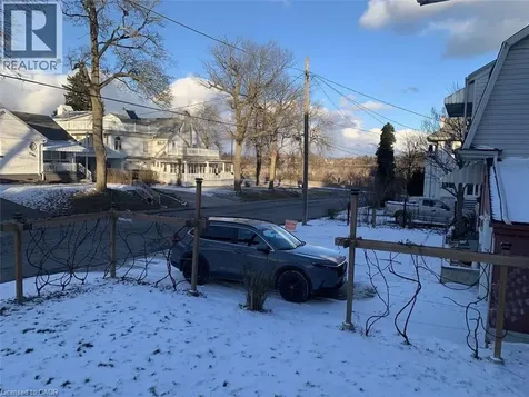 4322 Bampfield Street Niagara Falls ON L2E 1G8