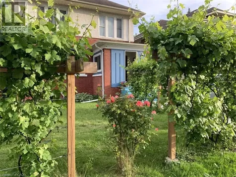 4322 Bampfield Street Niagara Falls ON L2E 1G8