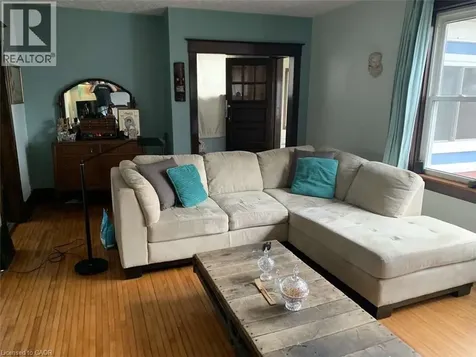 4322 Bampfield Street Niagara Falls ON L2E 1G8