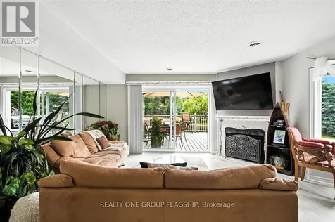 24 Laguna Parkway Ramara ON L0K 1B0