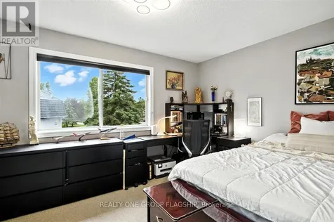 24 Laguna Parkway Ramara ON L0K 1B0