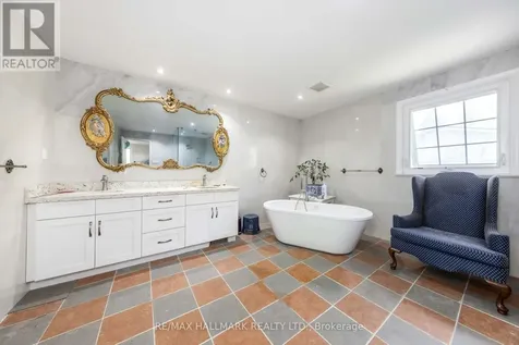 3569 Bethesda Road Whitchurch-stouffville ON L4A 7X5