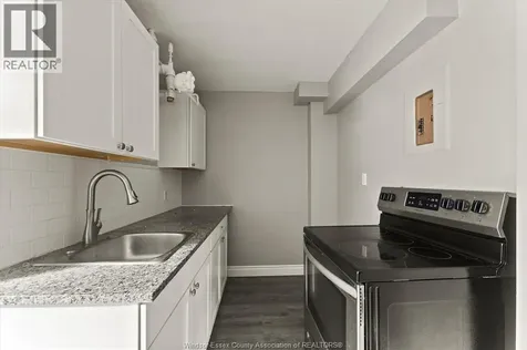 581 Cataraqui Street Windsor ON N9A 3P2