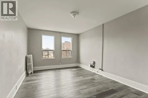 581 Cataraqui Street Windsor ON N9A 3P2