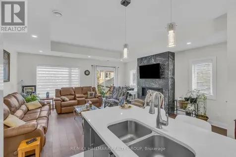 163 Longpre Street Ottawa ON K1L 7J5