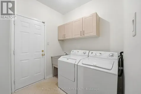 46 Catterick Crescent Ottawa ON K2K 3M6
