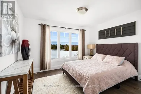 730 124 Highway Mckellar ON P0G 1C0