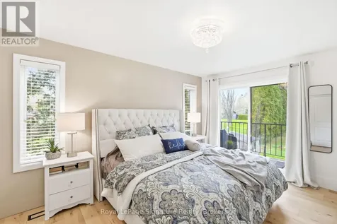 98 Moore Crescent Blue Mountains ON N0H 2P0