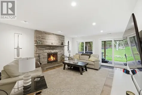 98 Moore Crescent Blue Mountains ON N0H 2P0