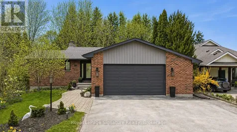 98 Moore Crescent Blue Mountains ON N0H 2P0
