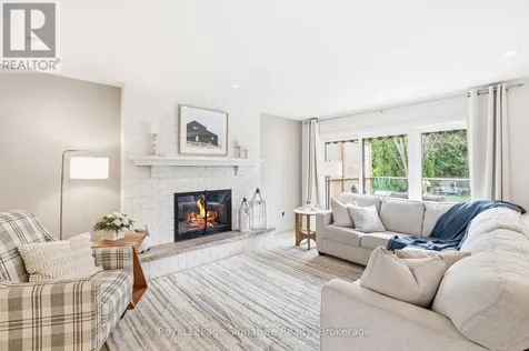 98 Moore Crescent Blue Mountains ON N0H 2P0