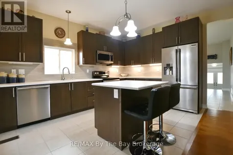 5 Falvo Street Wasaga Beach ON L9Z 1J6
