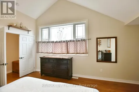 5 Falvo Street Wasaga Beach ON L9Z 1J6