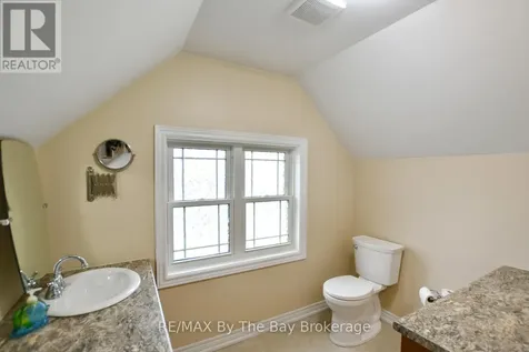 5 Falvo Street Wasaga Beach ON L9Z 1J6