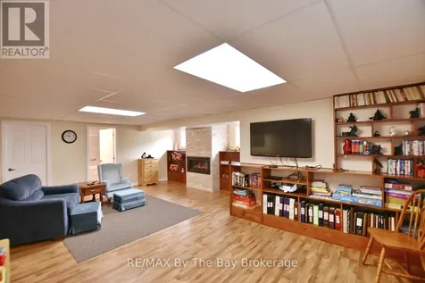 5 Falvo Street Wasaga Beach ON L9Z 1J6