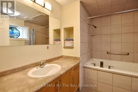 5 Falvo Street Wasaga Beach ON L9Z 1J6