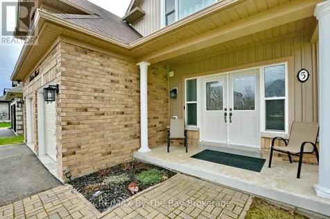 5 Falvo Street Wasaga Beach ON L9Z 1J6