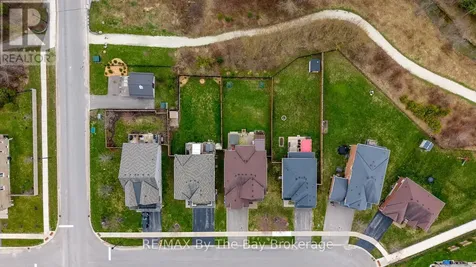 5 Falvo Street Wasaga Beach ON L9Z 1J6