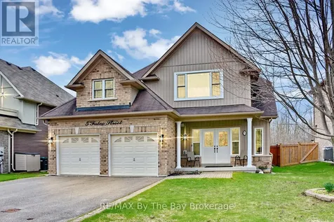 5 Falvo Street Wasaga Beach ON L9Z 1J6