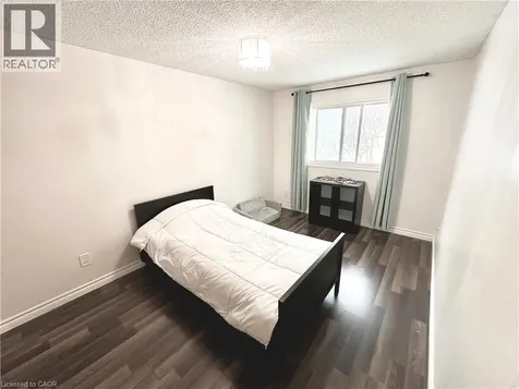 52 Adelaide Street Barrie ON L4N 3T5