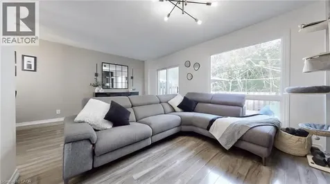 52 Adelaide Street Barrie ON L4N 3T5