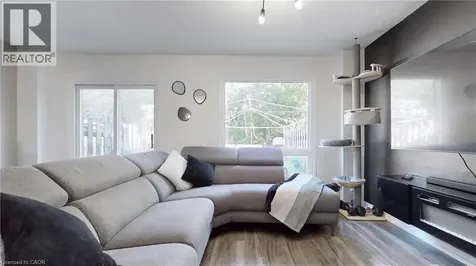 52 Adelaide Street Barrie ON L4N 3T5
