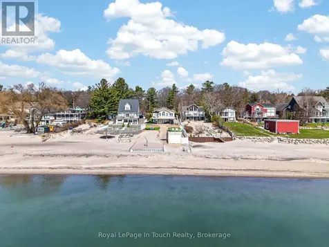 32 Tiny Beaches Road South Tiny ON L0L 2J0