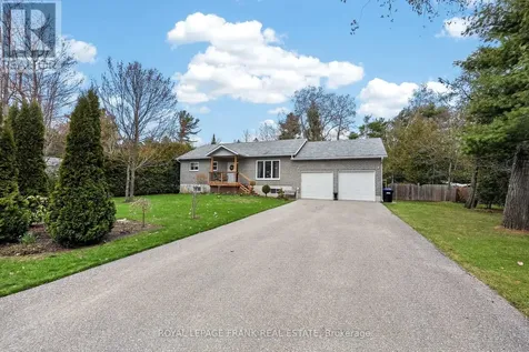 19 Trout Lane Tiny ON L9M 0J1