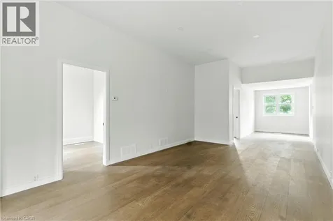 684 Beach Boulevard Hamilton ON L8H 6Y4