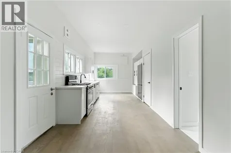 684 Beach Boulevard Hamilton ON L8H 6Y4