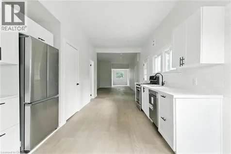 684 Beach Boulevard Hamilton ON L8H 6Y4