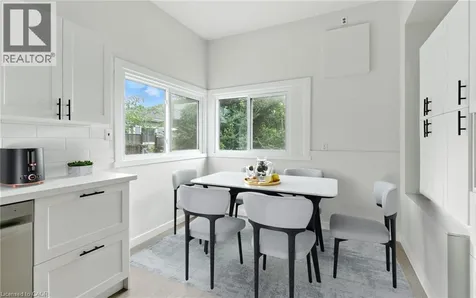 684 Beach Boulevard Hamilton ON L8H 6Y4