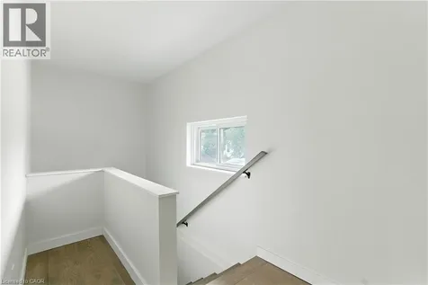 684 Beach Boulevard Hamilton ON L8H 6Y4
